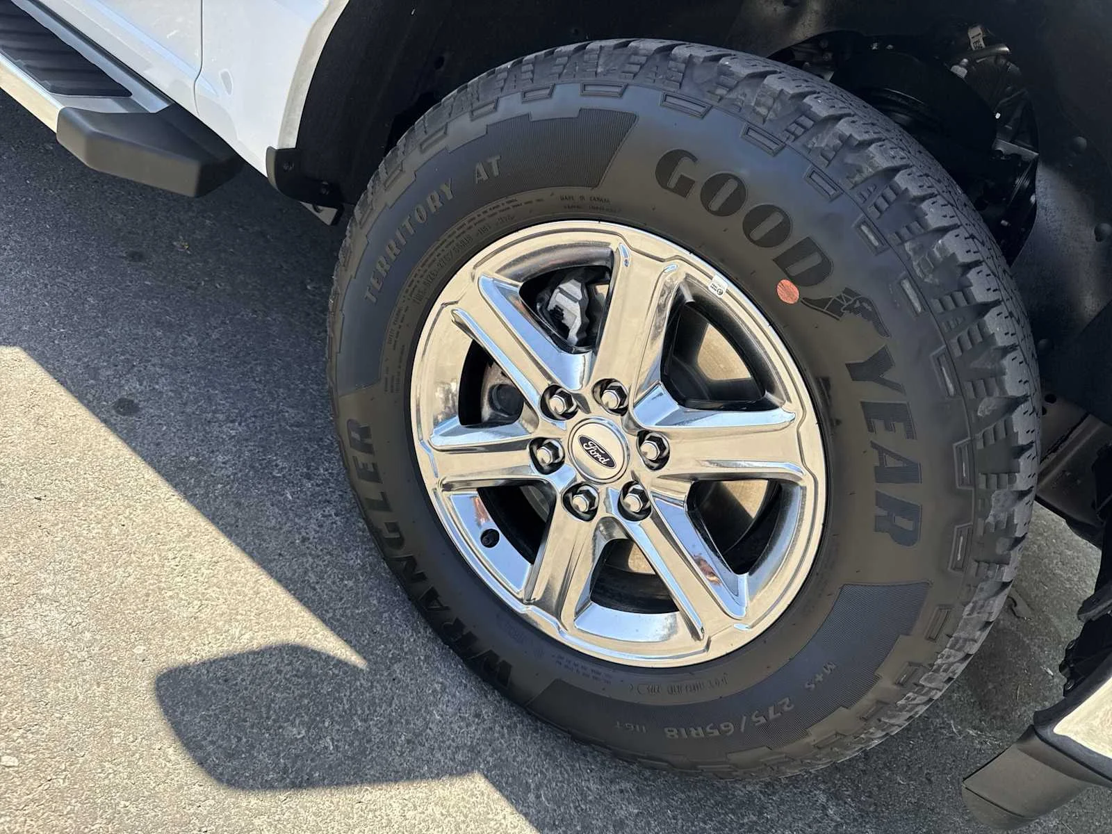 Used 2025 Oxford White Ford XLT image 12