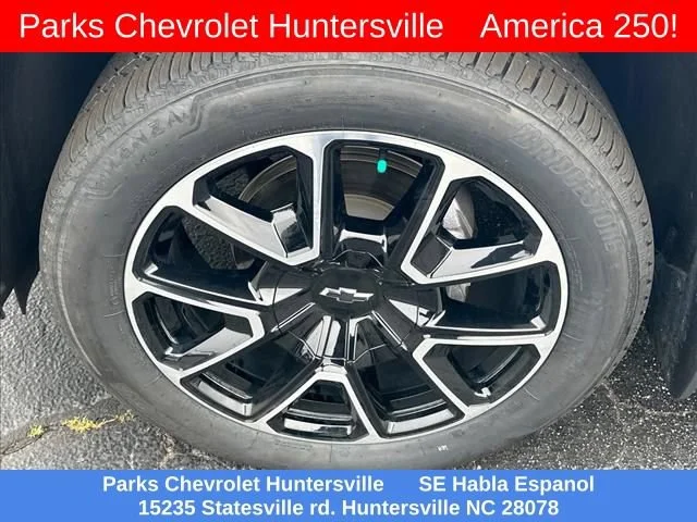 Used 2023 Summit White Chevrolet RST image 39