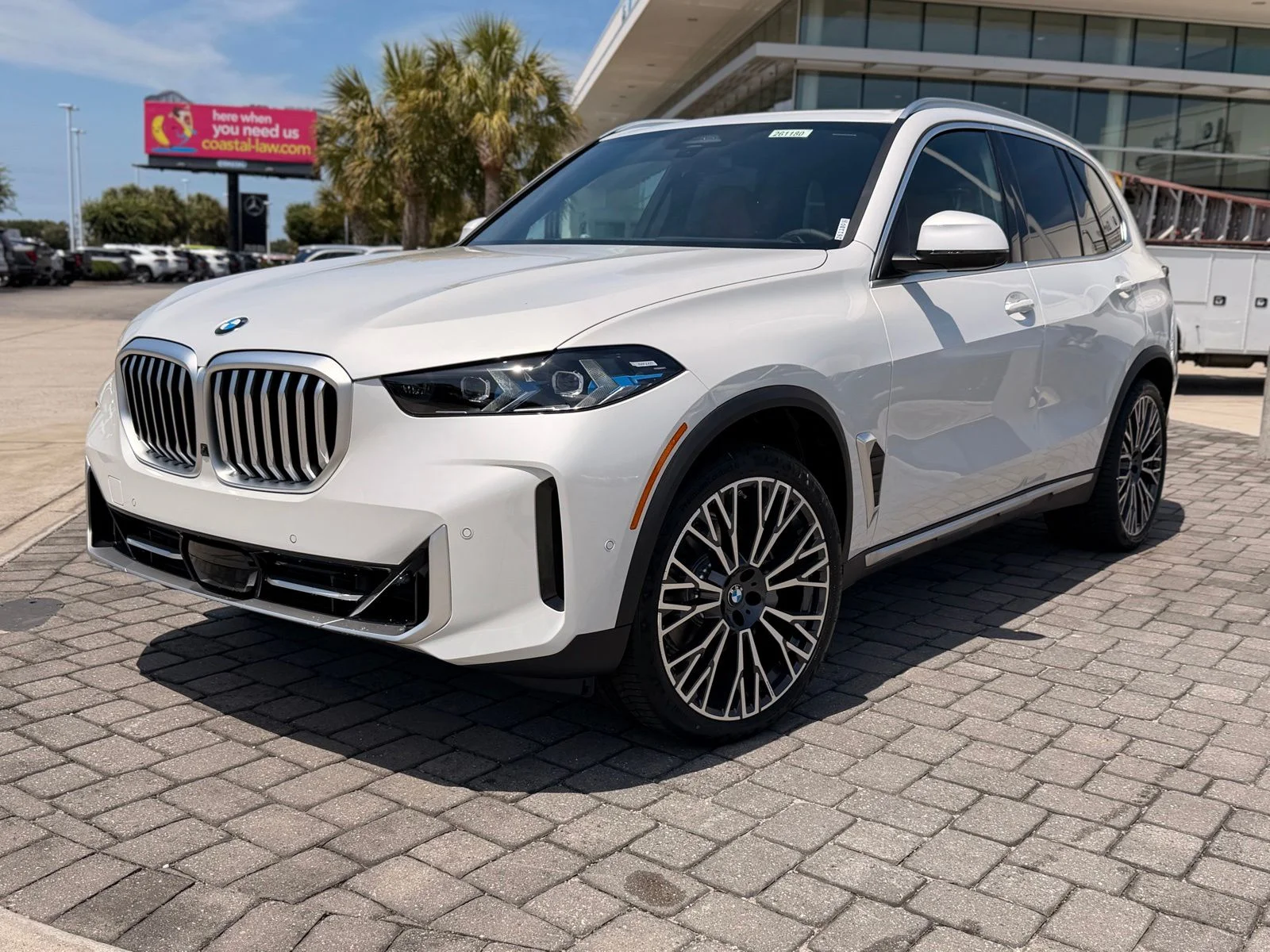 2026 BMW X5 xDrive40i's photo