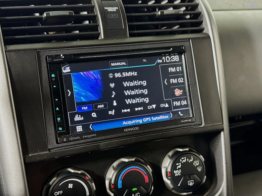 Used 2008 Alabaster Silver Metallic Honda LX image 15