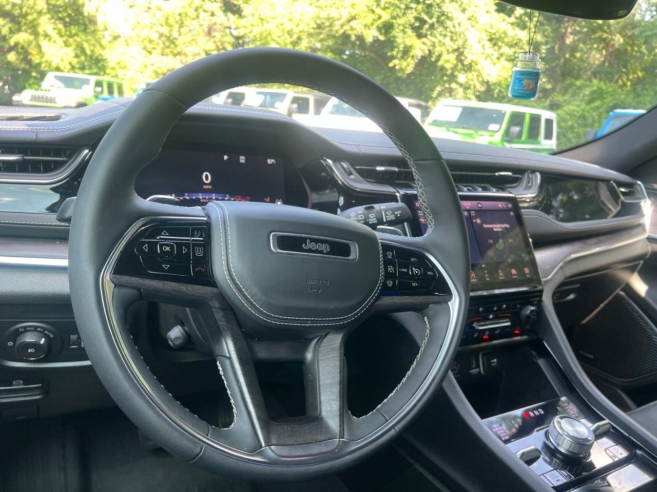 Used 2023 Black Jeep Overland image 17