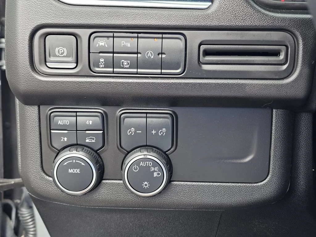 Used 2024 Sterling Gray Metallic Chevrolet RST image 19