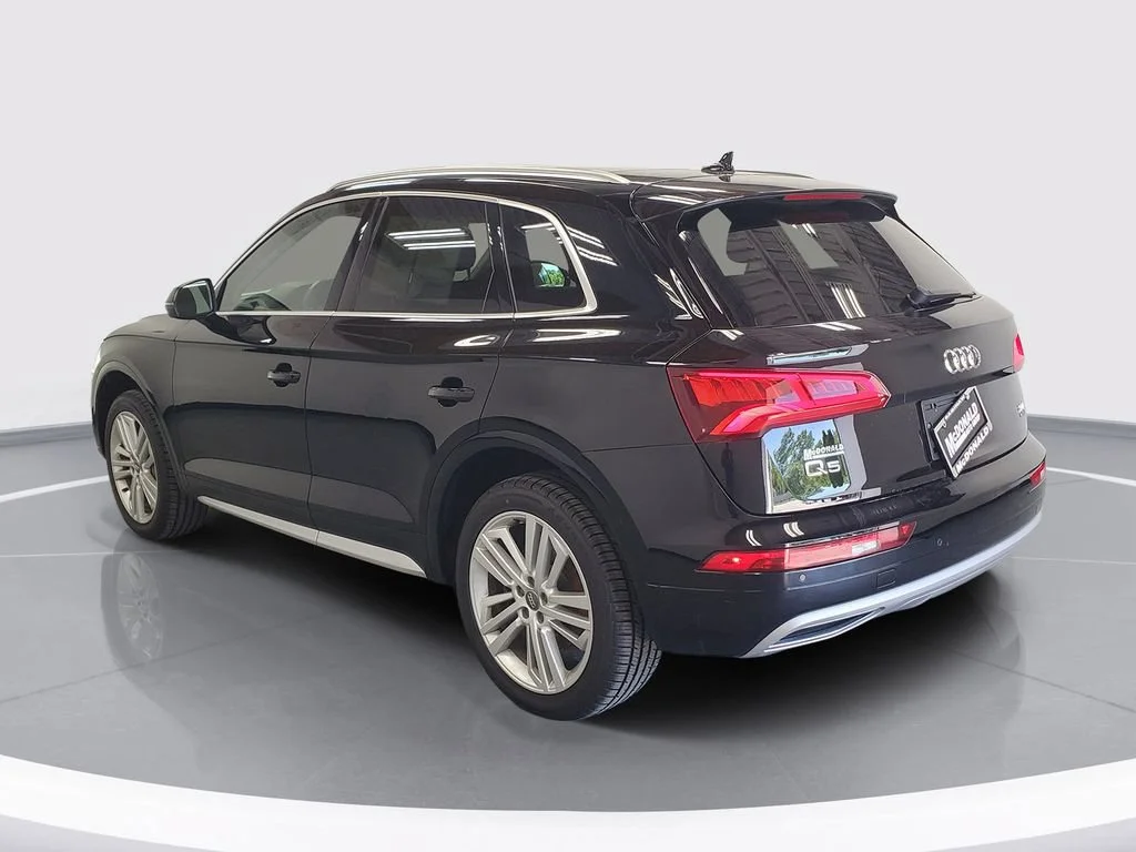 Used 2018 Black Audi Premium Plus image 4