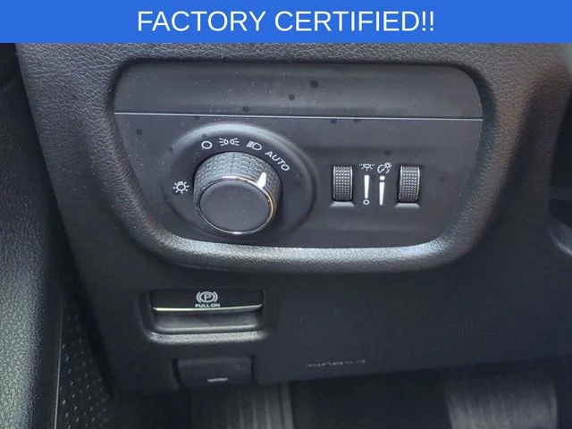 Used 2023 White Jeep Altitude X image 18