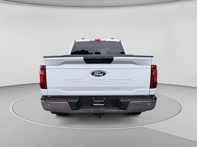 Used 2025 White Ford XLT image 4