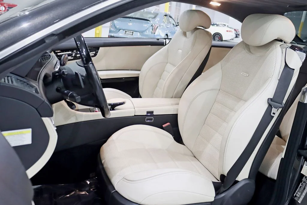 Used 2011  Mercedes-Benz CL 63 AMG® image 31