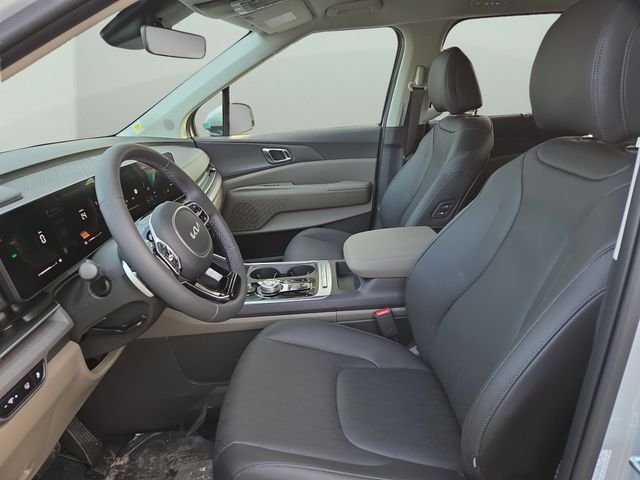 New 2026 White Kia EX image 18
