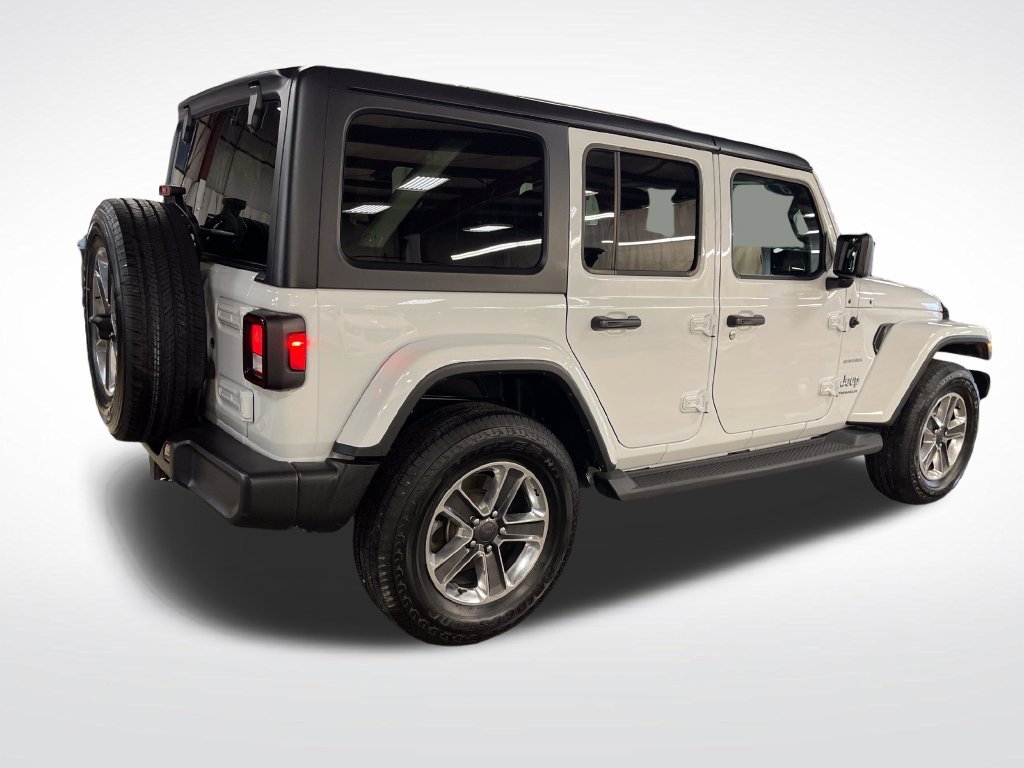 Used 2023 White Jeep Sahara image 5