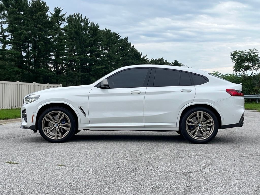 Used 2020 Alpine White BMW M40i image 4