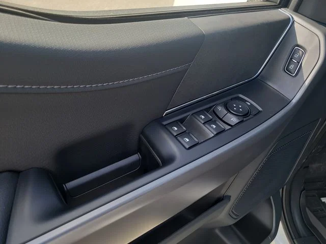 New 2026 Oxford White Ford XLT image 17