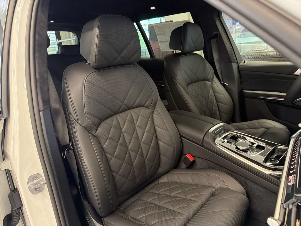 New 2027 Mineral White Metallic BMW xDrive40i image 19
