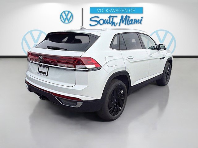 New 2026 Opal White Pearl Volkswagen 2.0T SE W/TECHNOLOGY image 7