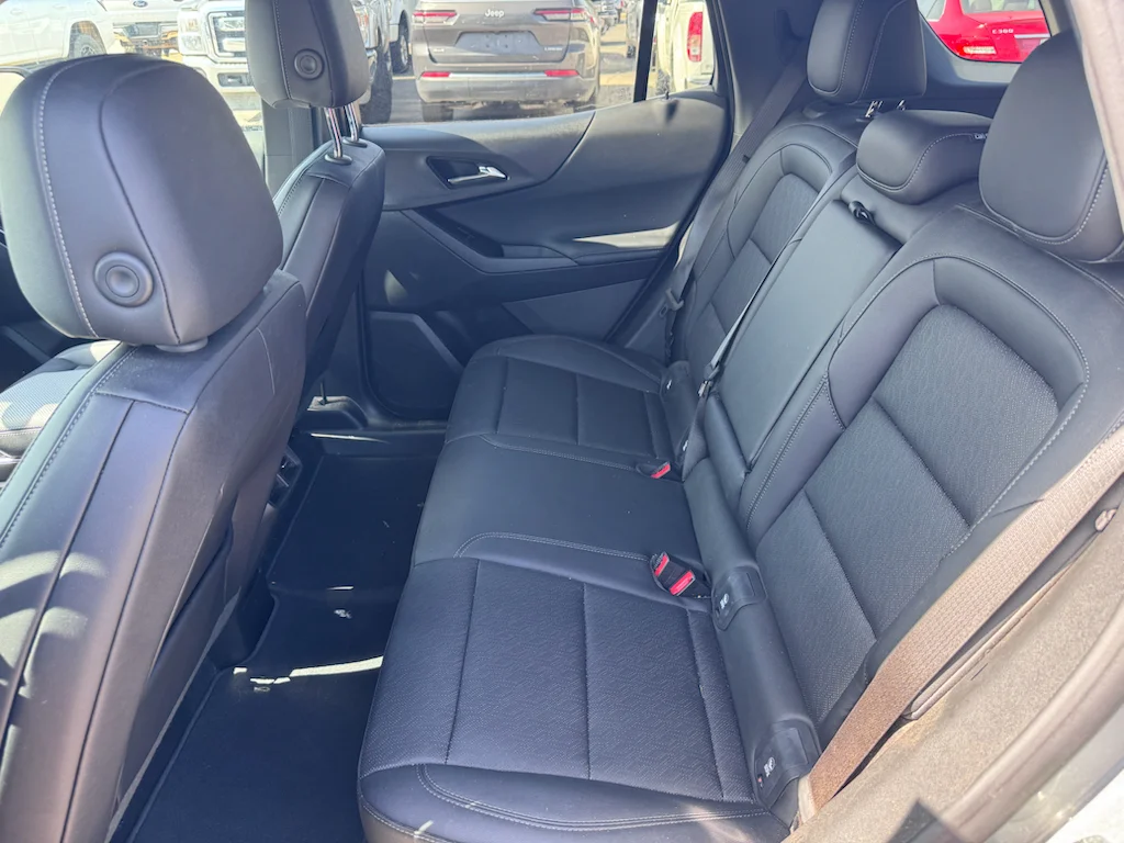 Used 2026 Sterling Gray Metallic Chevrolet FWD LT image 9