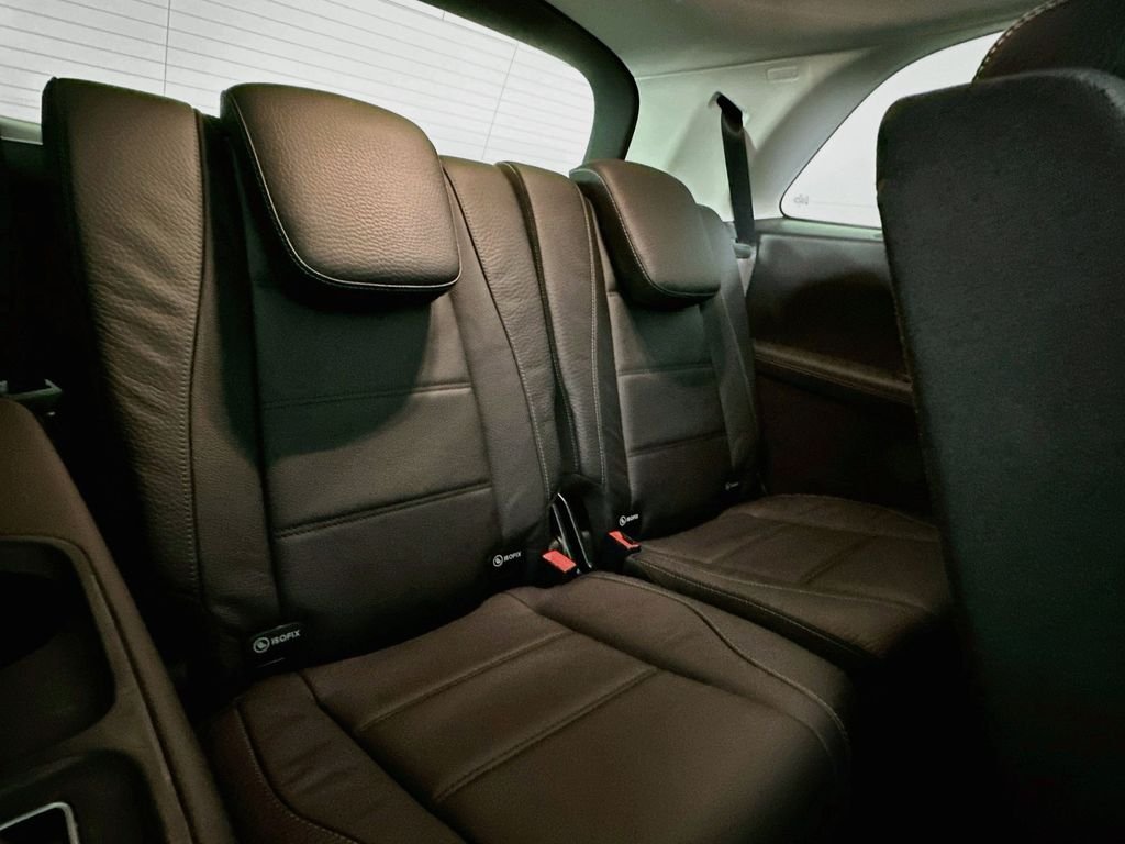 New 2026 Twilight Blue Metallic Mercedes-Benz GLS 450 image 28