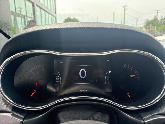 Used 2015 Black Jeep Altitude image 23