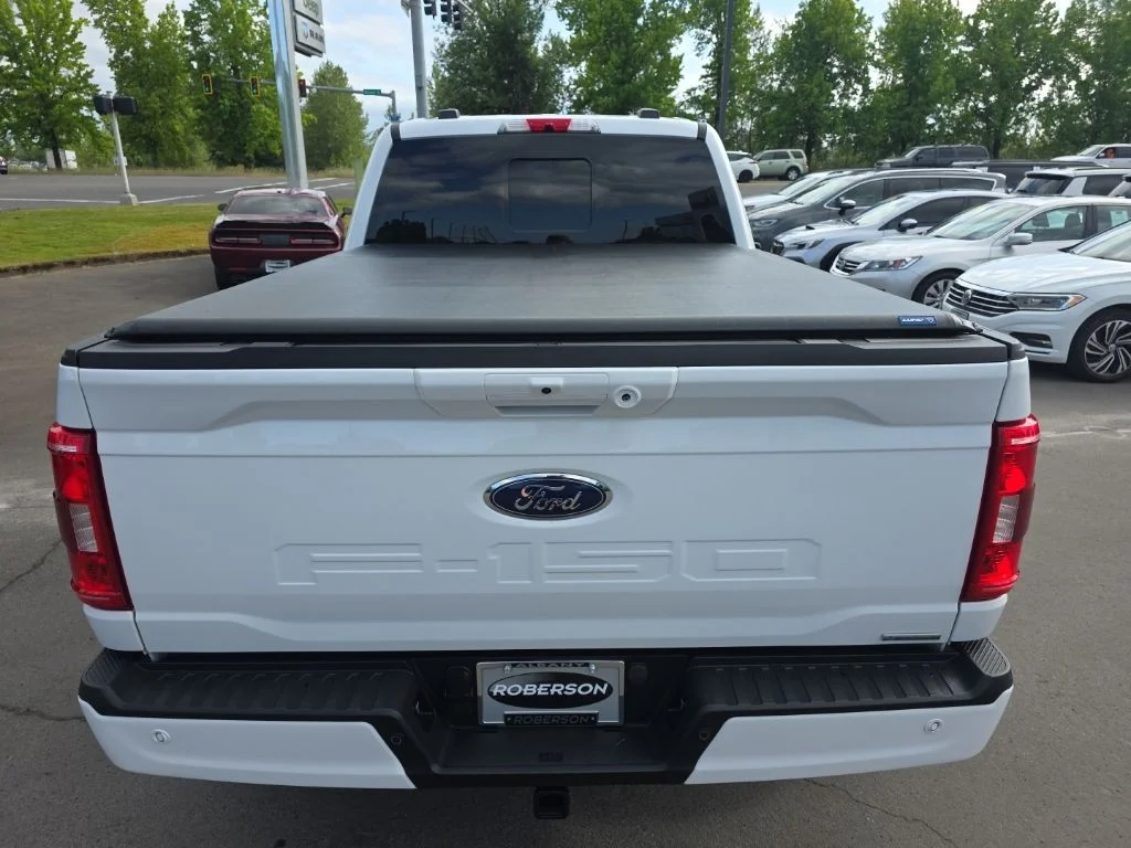 Used 2023 White Ford XLT image 4