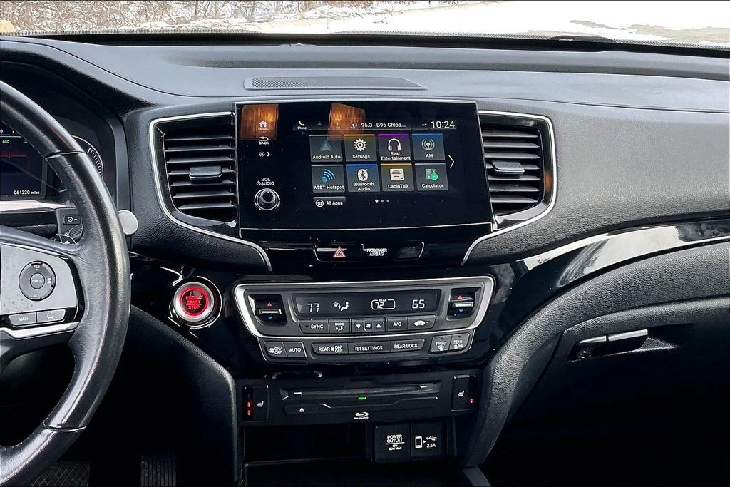 Used 2021 White Honda Touring image 5
