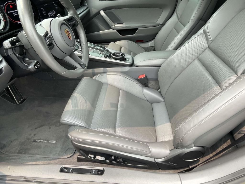 Used 2020 Dolomite Silver Metallic Porsche Carrera S image 13
