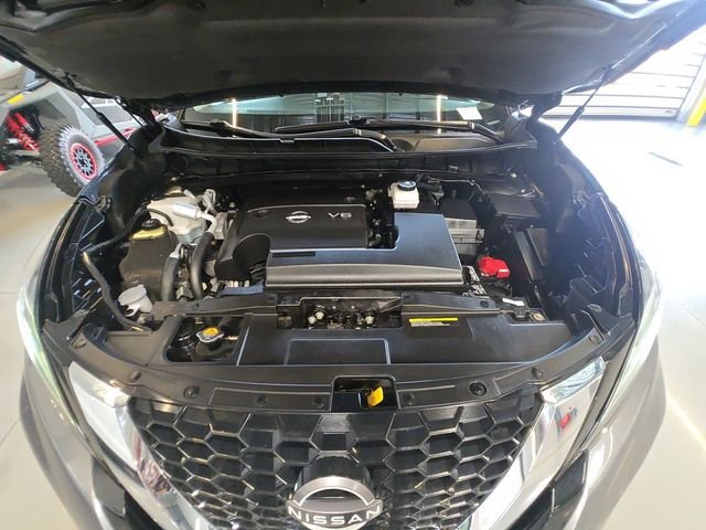Used 2024 Gray Nissan SV image 24