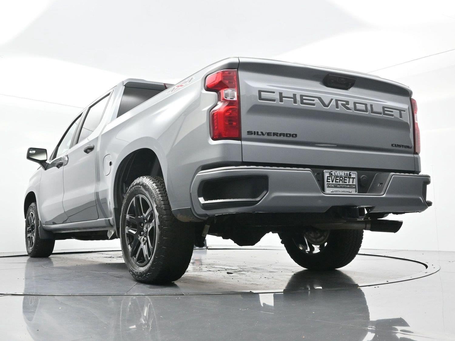 Used 2025 Sterling Gray Metallic Chevrolet Custom image 46