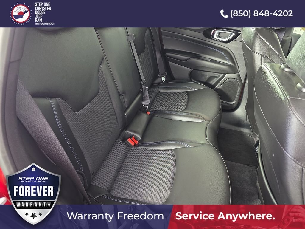 Used 2025 Red Jeep Latitude image 30