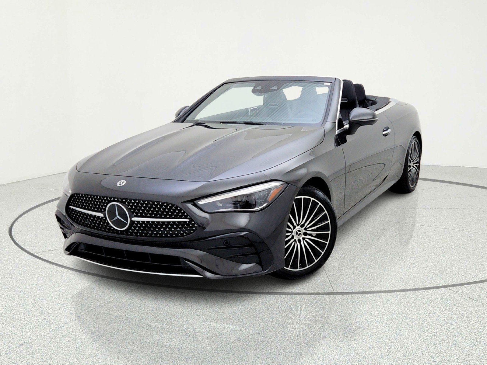 Certified Used 2026 Graphite Grey Metallic Mercedes-Benz CLE 300 image 2