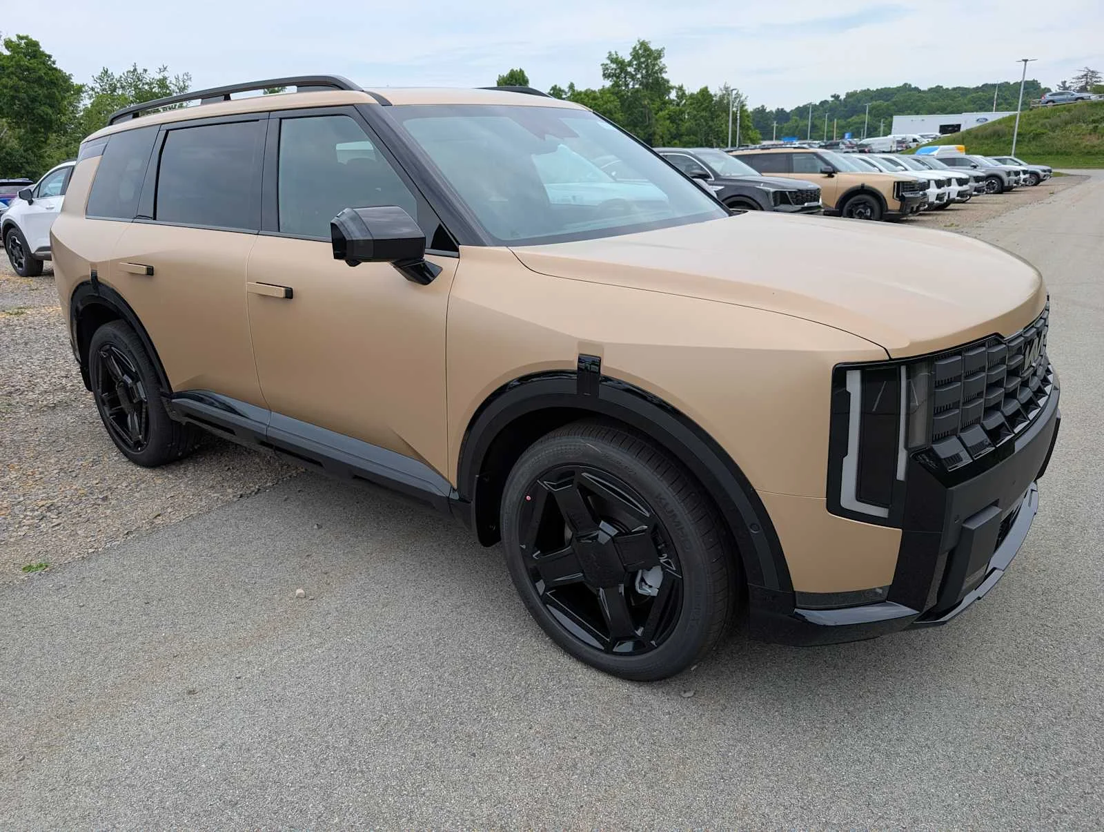 New 2027 Terrain Brown Matte Kia X-Line SX-Prestige image 6