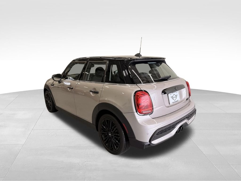 Certified Used 2024 Rooftop Grey metallic MINI  image 3