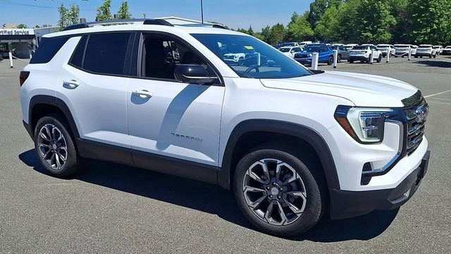New 2026 Summit White GMC Elevation image 3