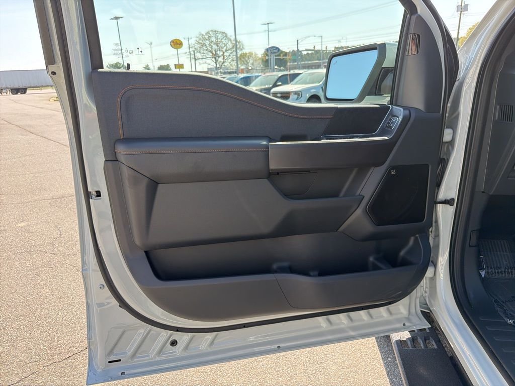 New 2026 Avalanche Ford Tremor® image 12