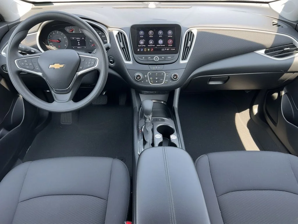 Used 2024 White Chevrolet LT image 5