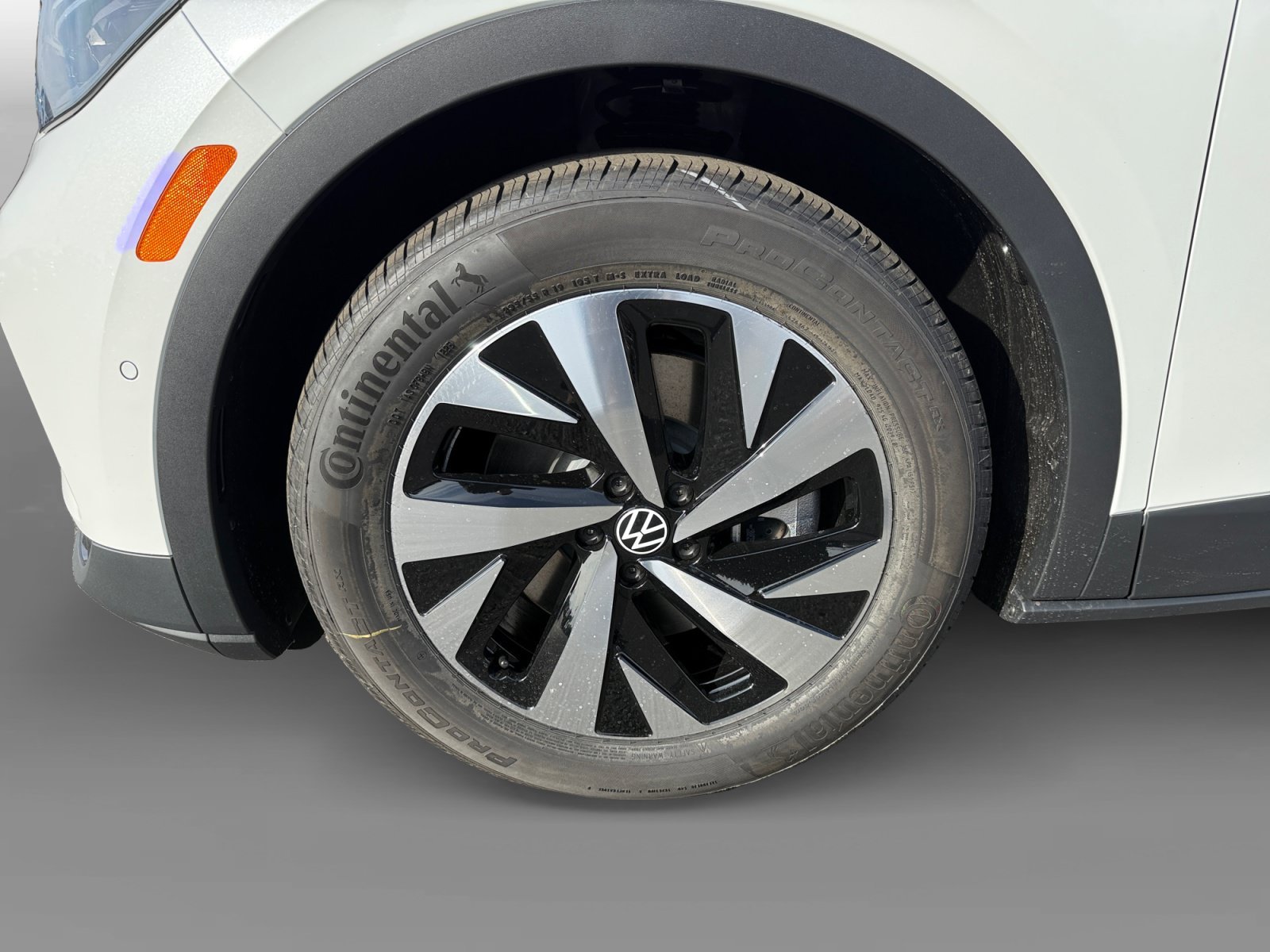 New 2026 Opal White Pearl Volkswagen Pro image 9