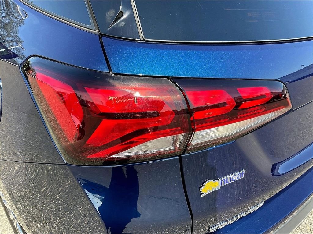 Used 2022 Blue Chevrolet LT image 31