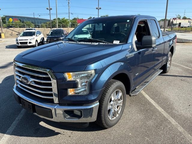 Used 2016 Blue Ford XLT image 2