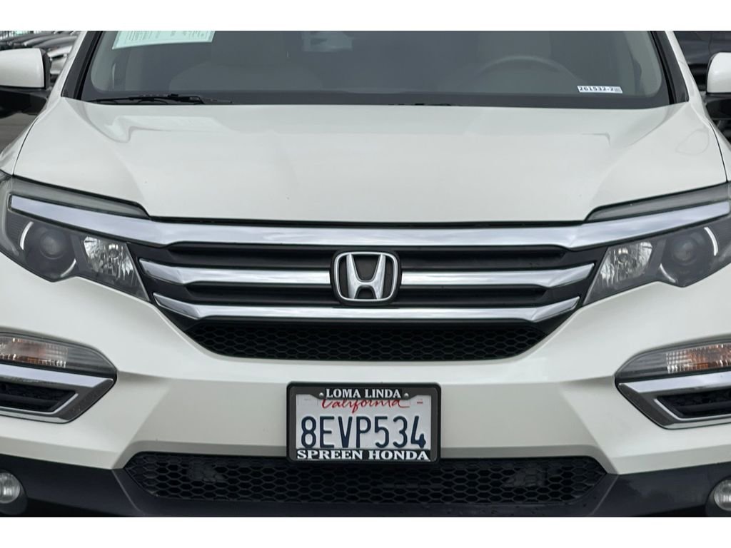 Certified Used 2018 White Diamond Pearl Honda EX image 44