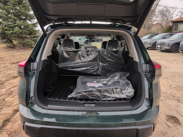 New 2026 Obsidian Green Pearl Nissan Rock Creek® image 23