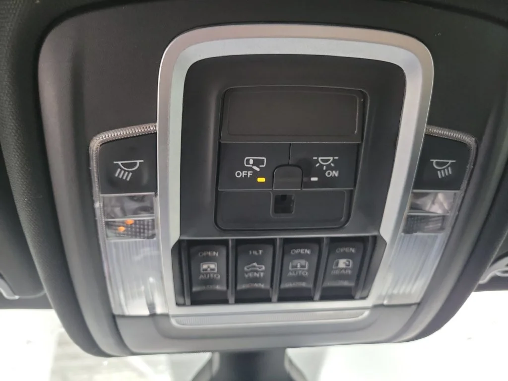 Used 2020 Black Ram Big Horn/Lone Star image 49