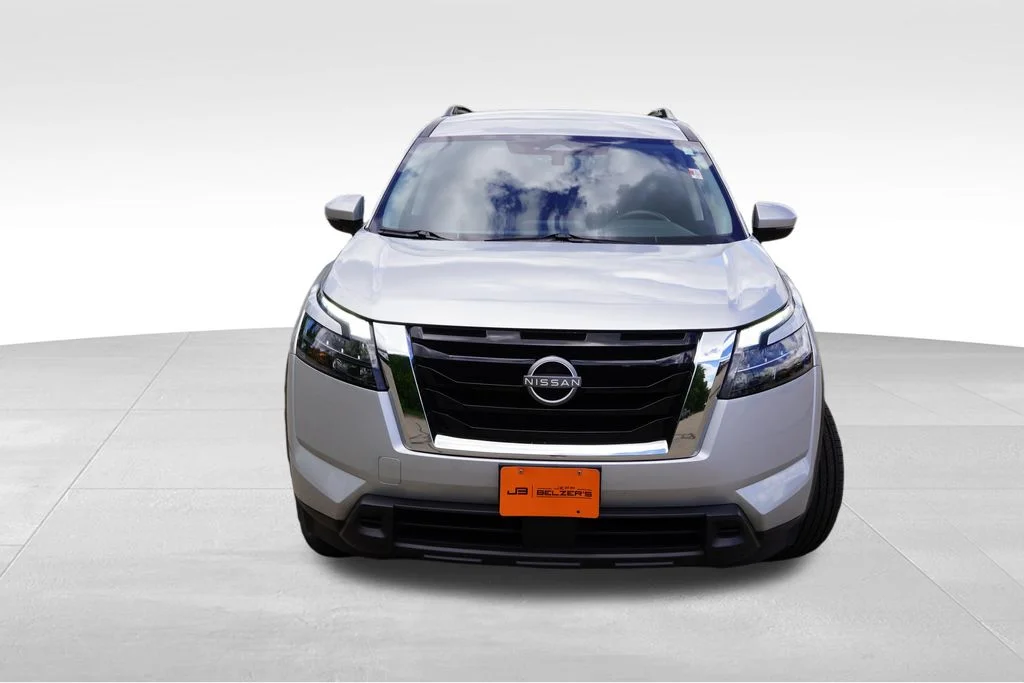Used 2025 Brilliant Silver Metallic Nissan SV image 12