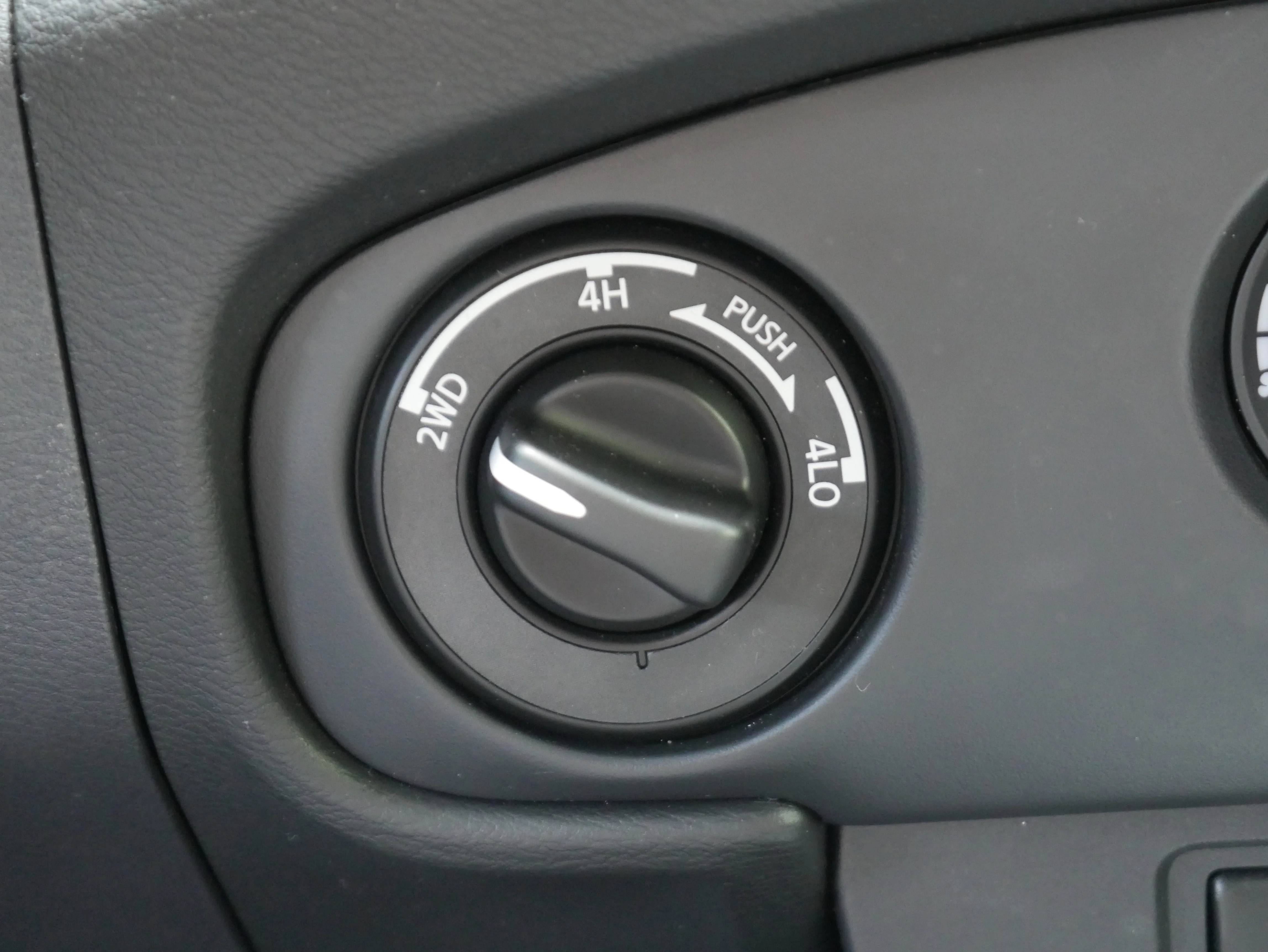 2023 Nissan Frontier S - Photo 20