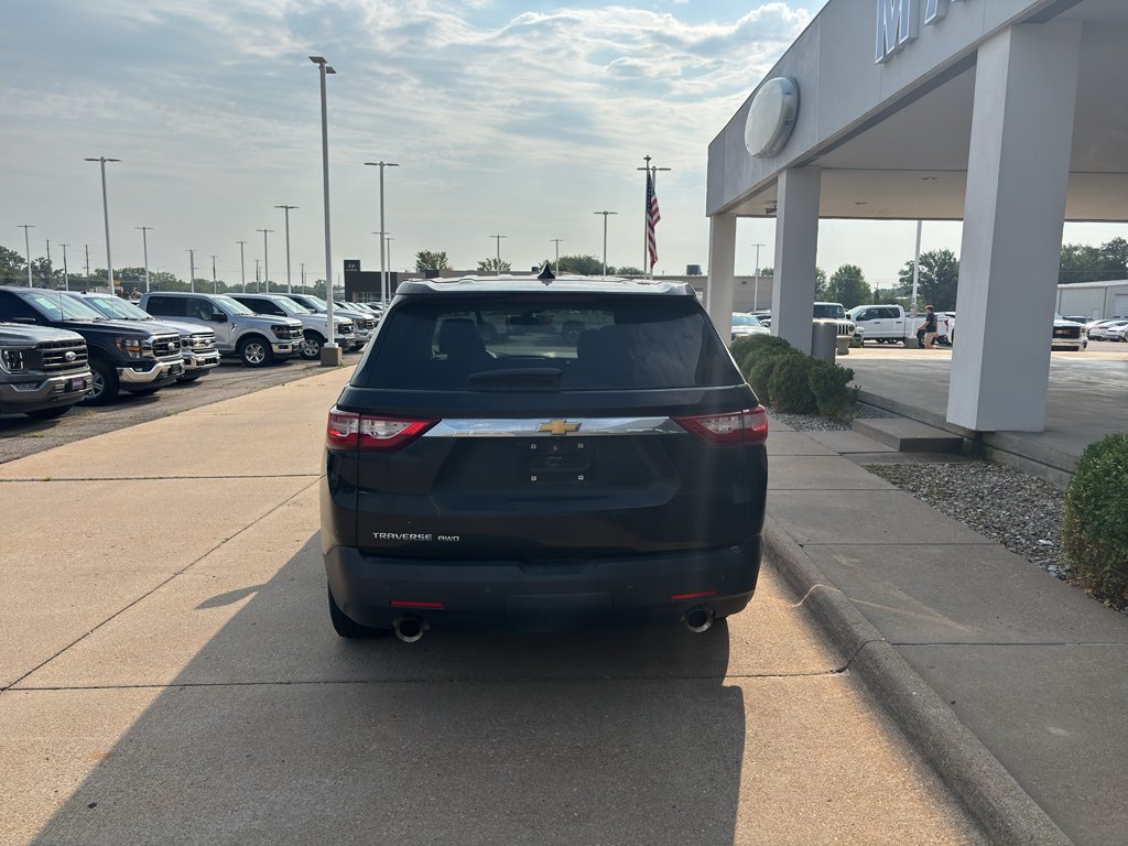 Used 2018 Mosaic Black Metallic Chevrolet LS image 11