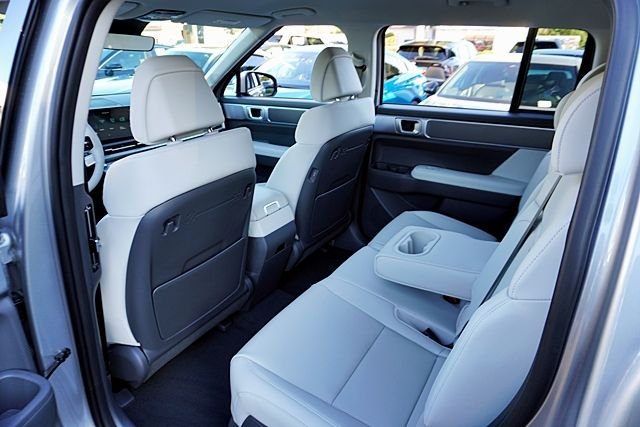 New 2026 Silver Hyundai SEL image 21