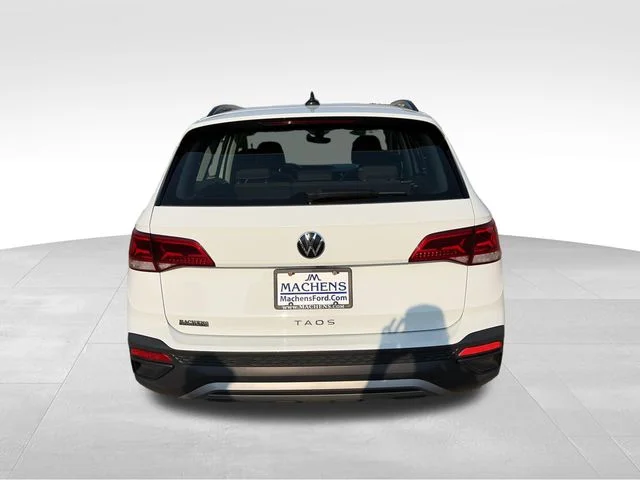 Used 2024 Black Volkswagen 1.5T S image 5
