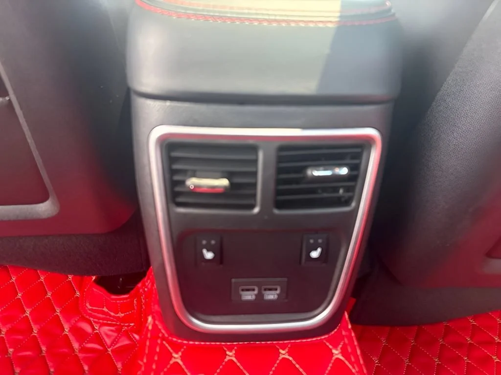 Used 2022  Dodge Scat Pack Widebody image 14