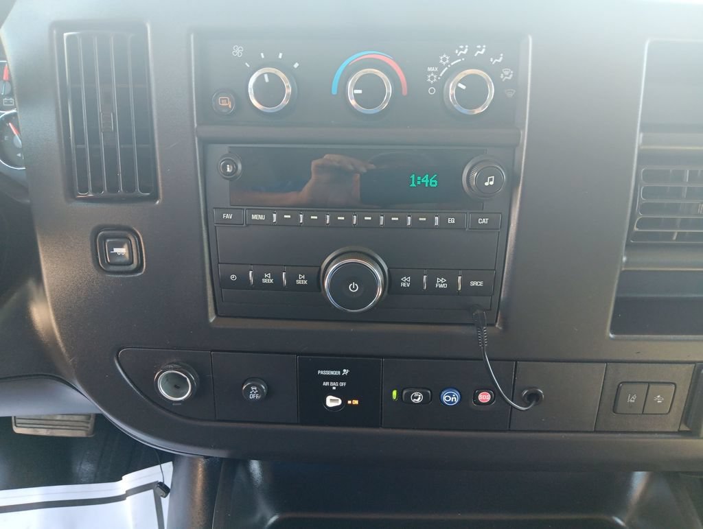 Used 2024 Summit White Chevrolet WT image 18