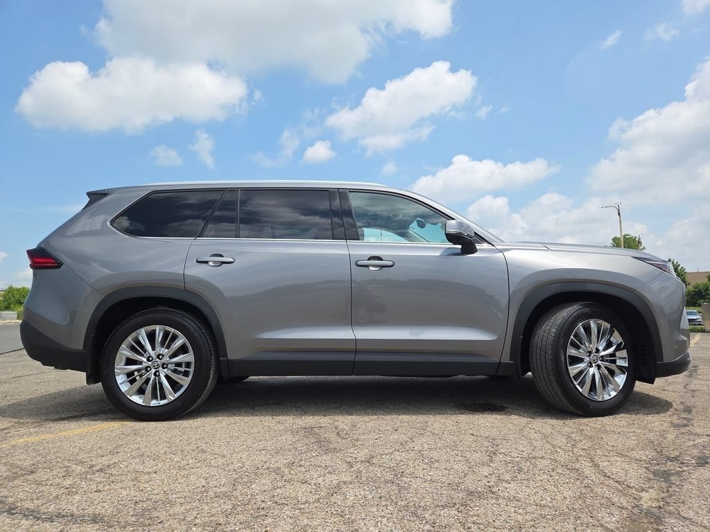 Certified Used 2025 Heavy Metal Toyota Platinum image 30