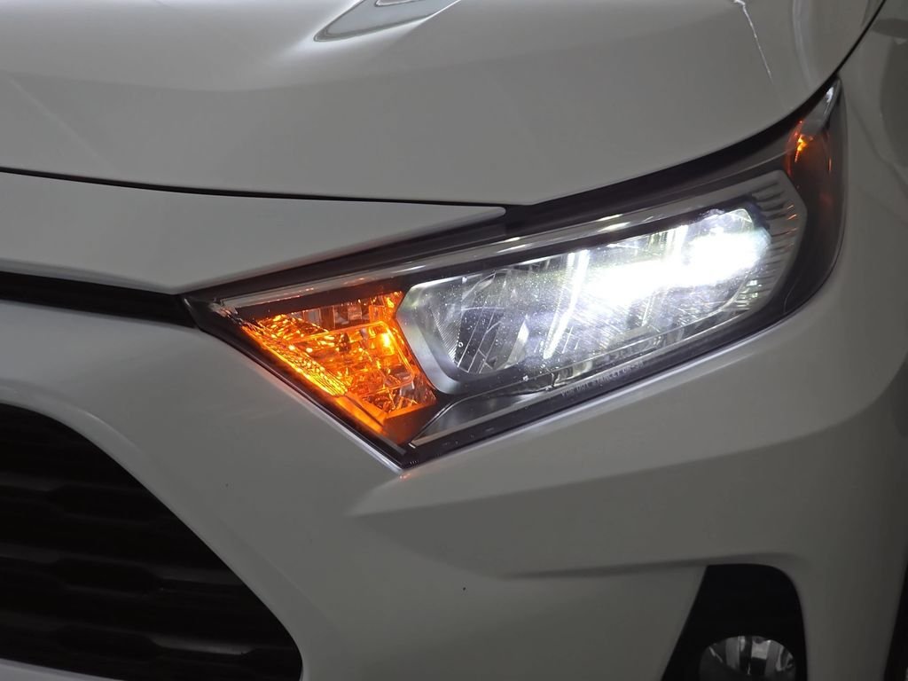 Used 2021 Super White Toyota XLE image 30