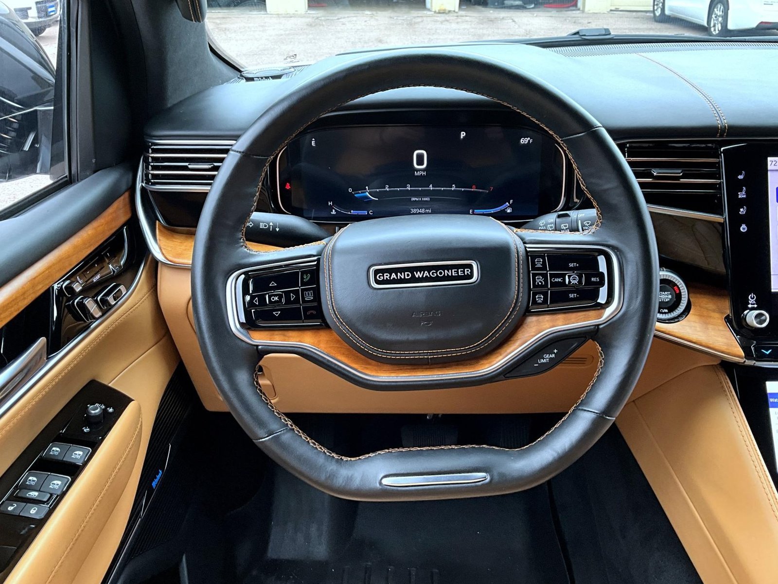 Used 2023 White Jeep Series III image 13