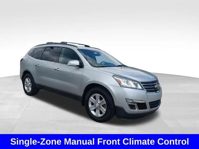 Used 2014 Silver Ice Metallic Chevrolet  image 6