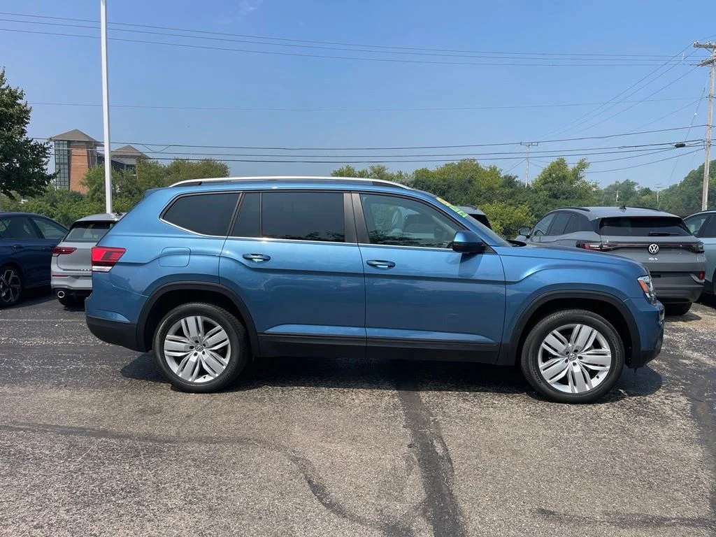 Used 2019 Pacific Blue Metallic Volkswagen 3.6L V6 SE image 6