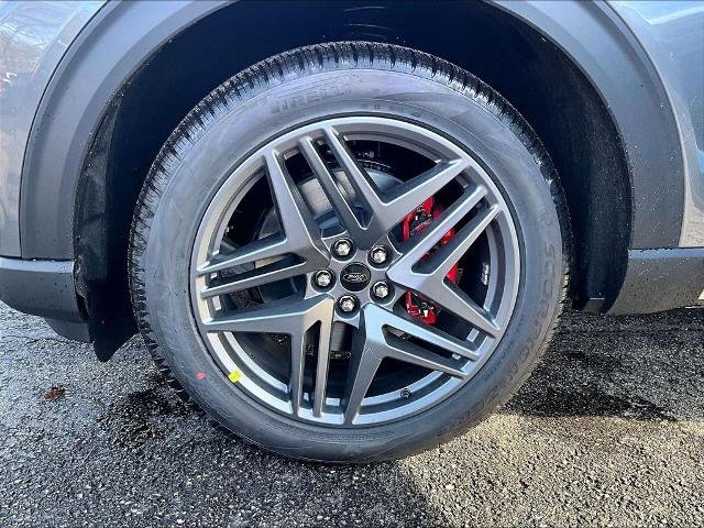 New 2026 Carbonized Gray Metallic Ford ST-Line image 23